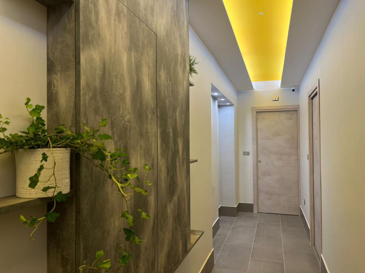 Smart Rooms Naples Exterior photo