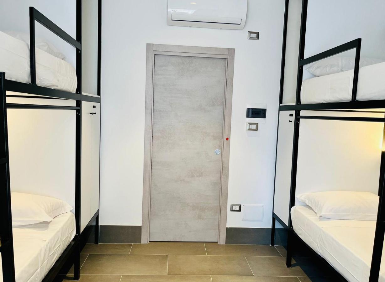 Smart Rooms Naples Exterior photo